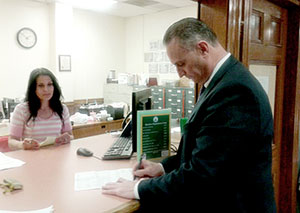 Ward 3 Alderman Robert J. McWatters made it official on Tuesday by submitting his re-election papers at City Hall. 