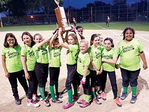 Your 2016 Somerville Youth Softball Organization (SYSO) Girls Fastpitch 10U Champions, the Somerville Hurricanes.