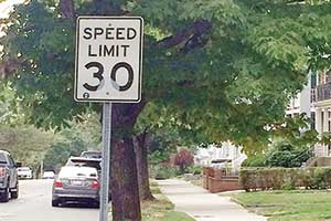 Lowering of speed limits in residential areas of the city was one of the topics discussed by the mayor and other participants at last week’s Ward 7 ResiStat meeting.